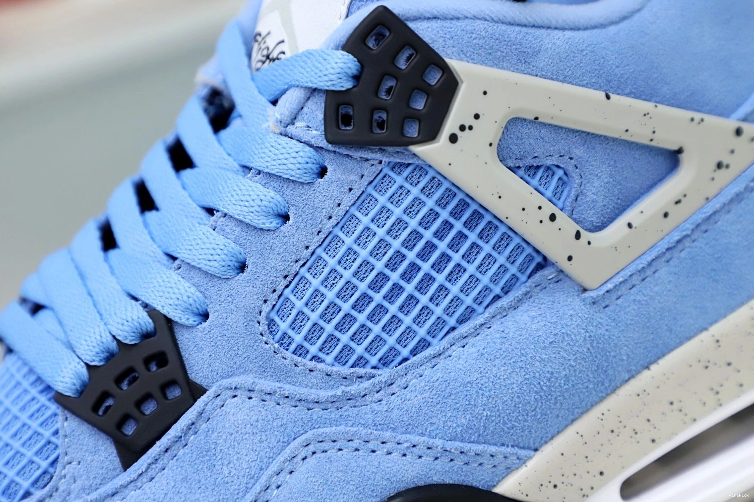 JORDAN 4 AIR BLUE UNIVERSITY 0812